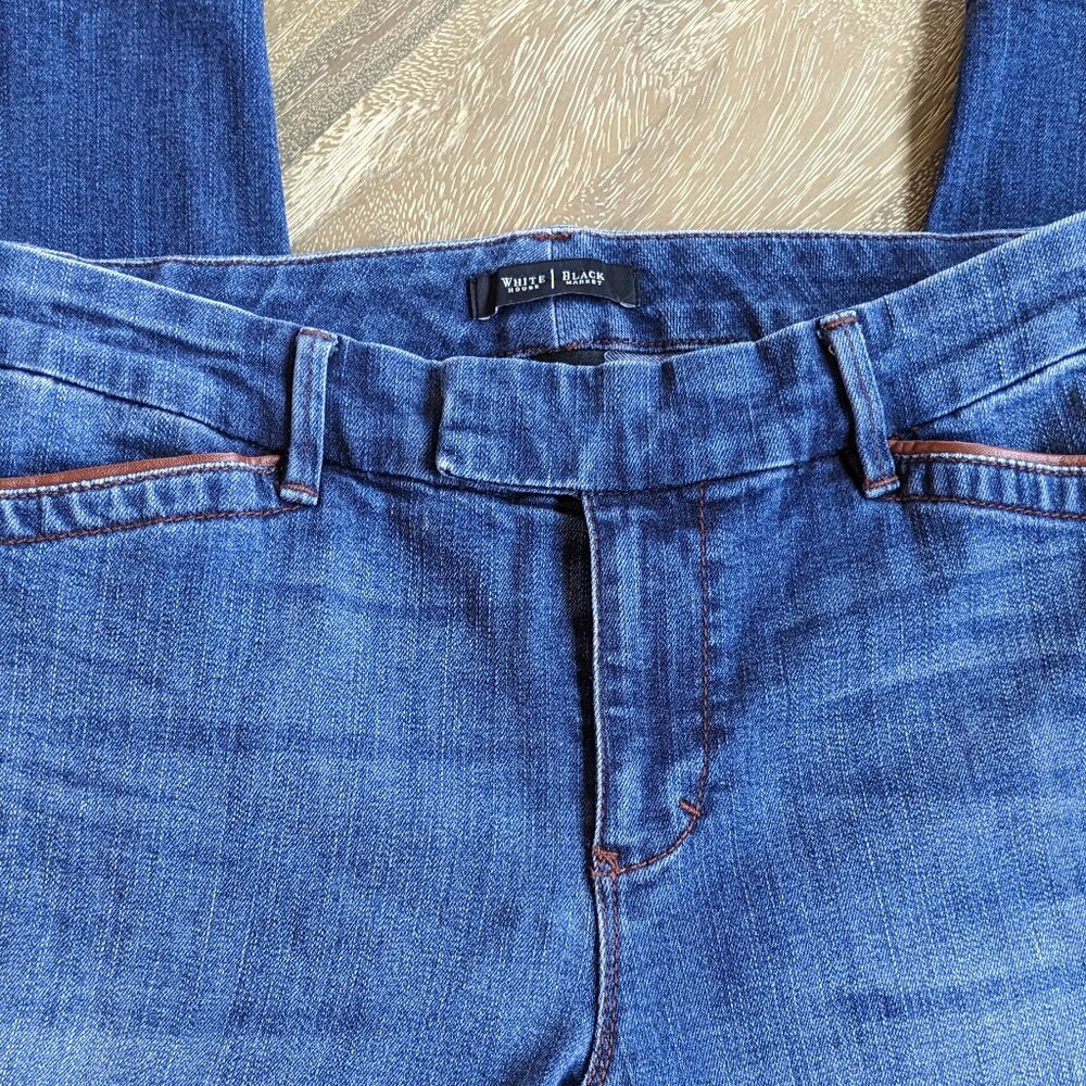 White House Black Market Medium Wash Distressed Skinny Crop Jeans, Size 4